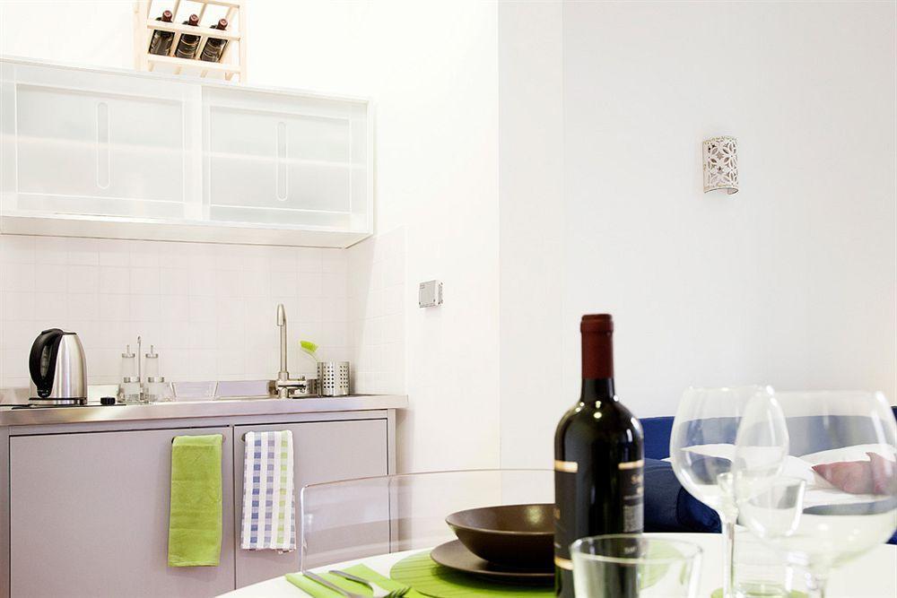 רומא Studio Vicolo De Renzi Trastevere מראה חיצוני תמונה