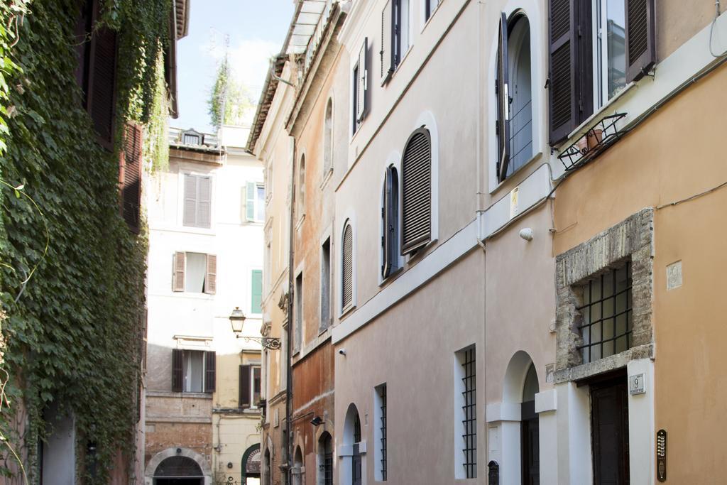 רומא Studio Vicolo De Renzi Trastevere מראה חיצוני תמונה