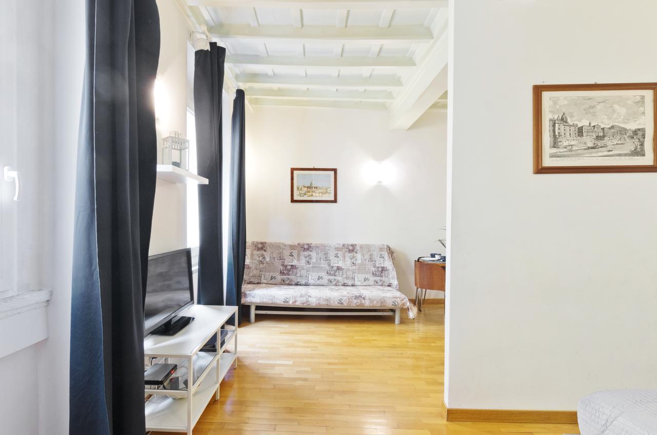 רומא Studio Vicolo De Renzi Trastevere מראה חיצוני תמונה